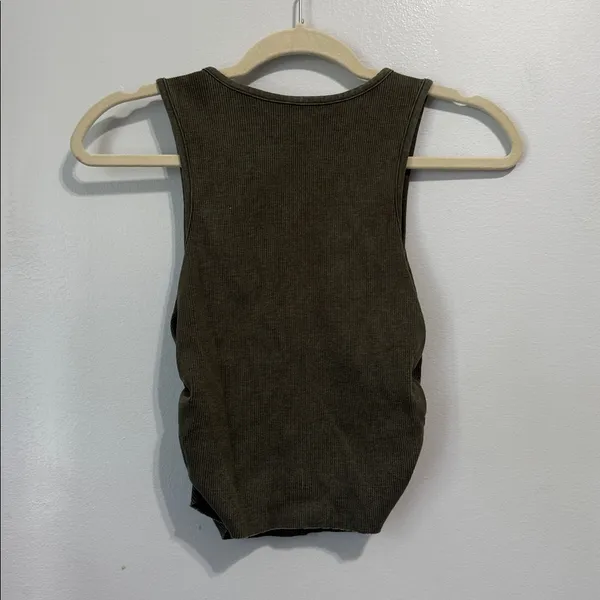 Aerie Ribbed Cropped Ruched Tank Top Olive Green Size Medium - Image 4