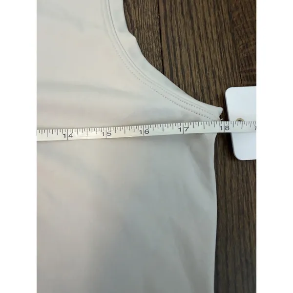 Rhône Women's Course To Court Sleeveless Polo Gray Lavender Sz M Polo NWT $88 - Image 5