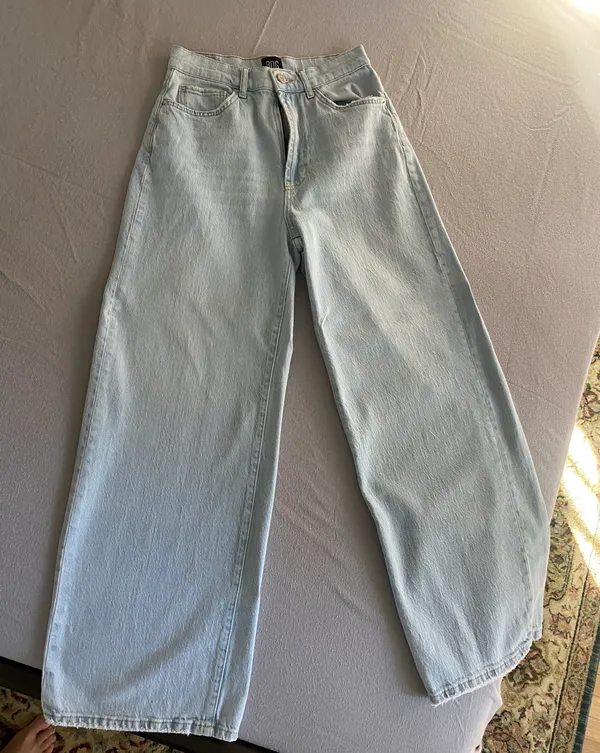 Wide Leg Jeans - Image 2