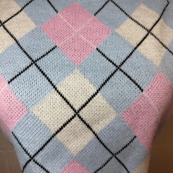 Divided Light Blue and Pink Argyle Short Sleeve Cropped Sweater - Image 2