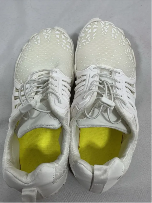 Adult Flexible Swim Water Shoes White Men 7.5 Woman 9.5 - Image 4