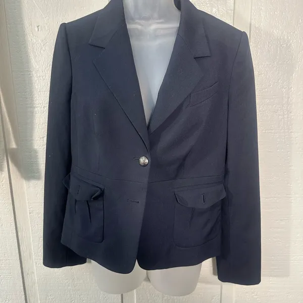The Limited Women’s Navy Single Button Blazer Size Medium EUC - Image 2