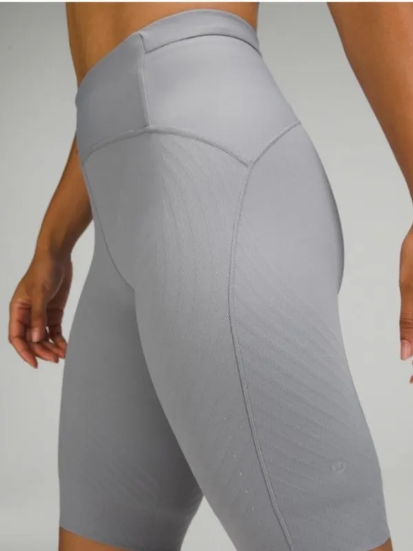 Lululemon SenseKnit Running High-Rise Short 10" Grey Size 6 - Image 3