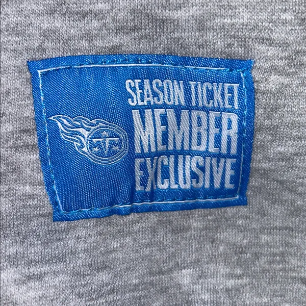 Tennessee Titans Football Season Ticket Member Womens Titans Gray Sweatshirt Med - Image 10