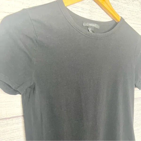 Forever 21 Black Short Sleeve Bodysuit Size Medium - Image 5