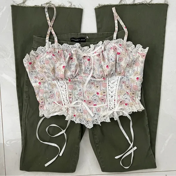 Vintage style Corset Floral Lace-Up Crop Top - Image 9