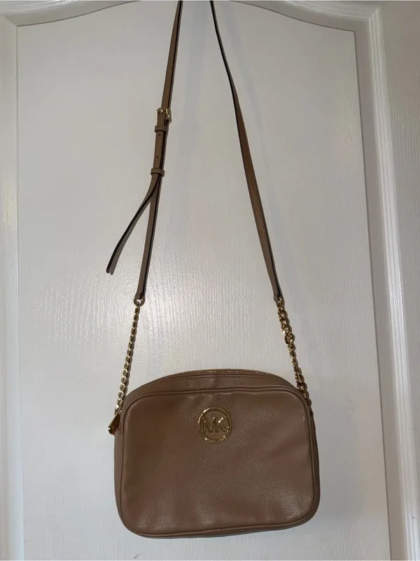 Michael Kors Tan Saffiano Leather Crossbody with Gold Logo - Image 9