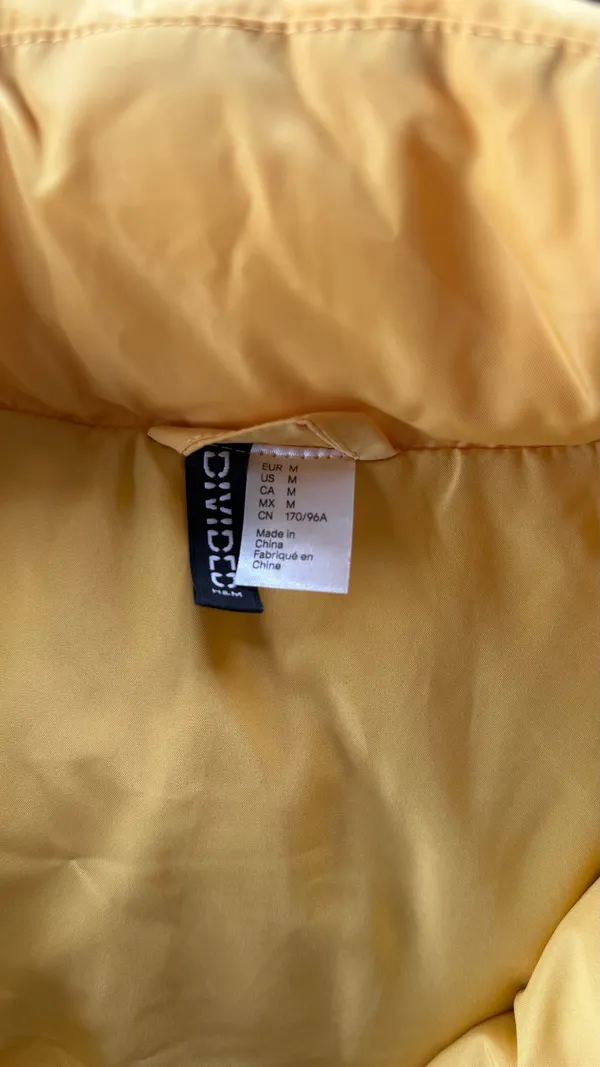 Divided H&M Puffer Vest Yellow - Image 2