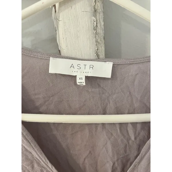 Astr The‎ Label Lavendar Purple Embroidered Bell Sleeve Long Sleeve Top XS - Image 5