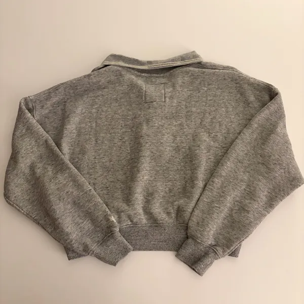 Madewell Heather Gray Cropped Polo Sweatshirt - Image 3