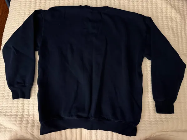 VS Pink Crew Neck Sweatshirt - Image 3
