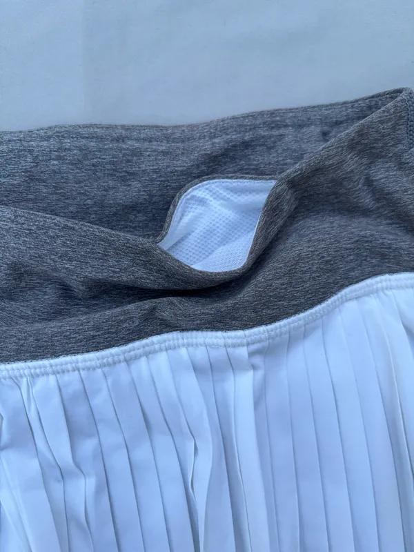 Lululemon Pleat to Street Skirt Size 6 White Mini Tennis Pleated Athleisure - Image 6