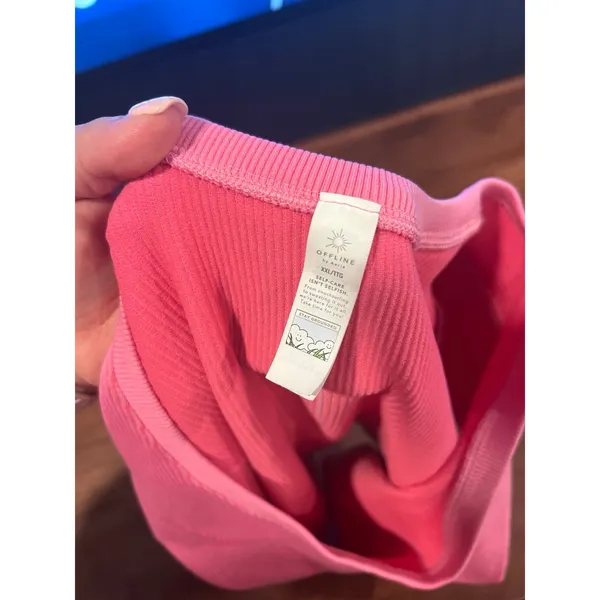 Offline‎ aerie pink cropped Shirt women's xxl - Image 4
