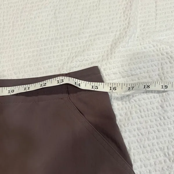 Patagonia gray skirt with shorts size 6 women - Image 8