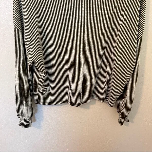 Caution to the Wind Women's Long Sleeve Top‎ Olive Green White Stripes Ribbed - Image 10