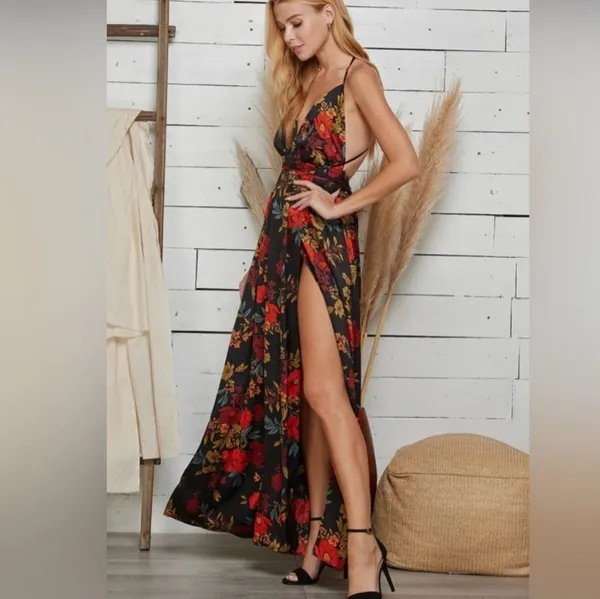 NEW Sweet Lemon Floral Print Halter Neck Maxi Dress - Image 5