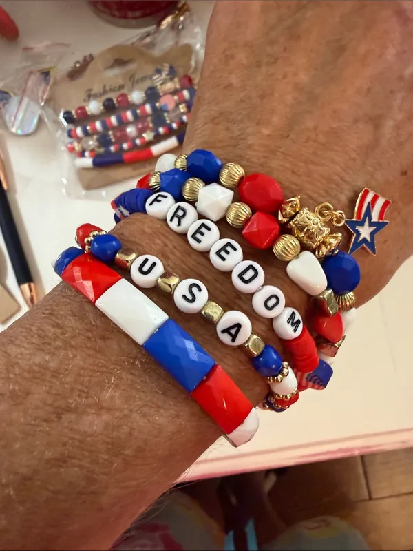 🇺🇸🇺🇸🇺🇸BOGOHO🇺🇸🇺🇸🇺🇸Fashion Jewelry Red White Blue Patriotic Beaded Bracelet Stack - Image 3