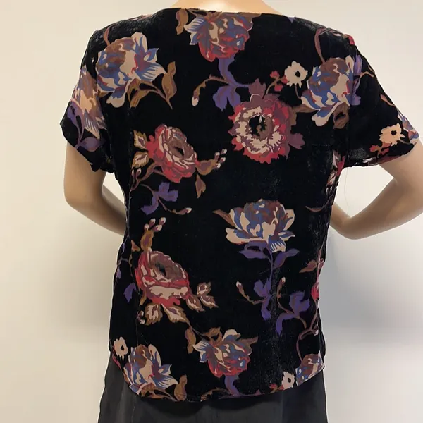 Vero Moda Velvet Floral Lined Dressy Top - Image 6