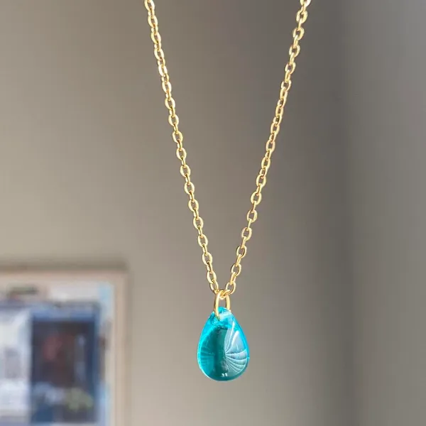 Handmade aqua teardrop Czech glass simple minimalist gold chain necklace💙 - Image 3