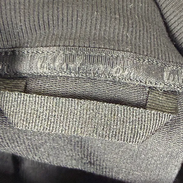 Lululemon High Lines Pullover Black Funnel Neck Pleated Back Pullover Size 2 - Image 4