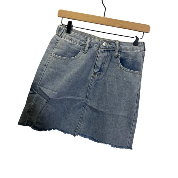 Blue Denim Mini Skirt Raw Hem By Elephant‎ Size M Modern Chic NEW - Image 2
