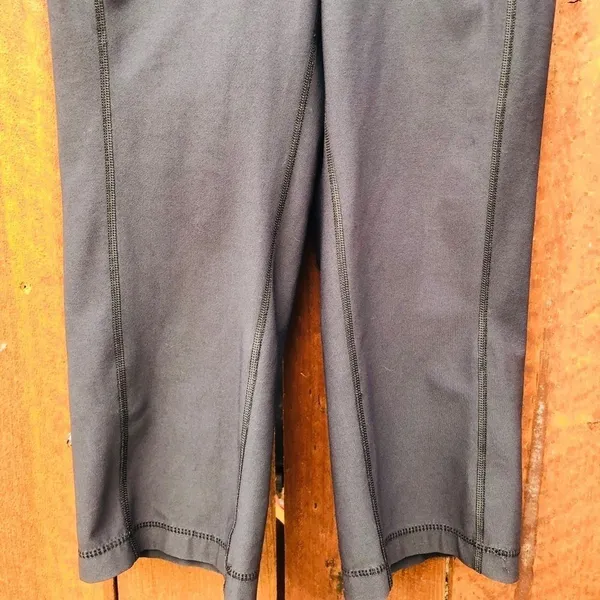 Nike Dri-Fit‎ Capri Pants - Image 3