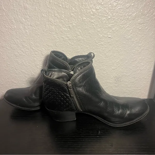 Lucky Brand Bartolino Black‎ Leather Zippered Booties Women’s 6.5M Moto Boots - Image 6