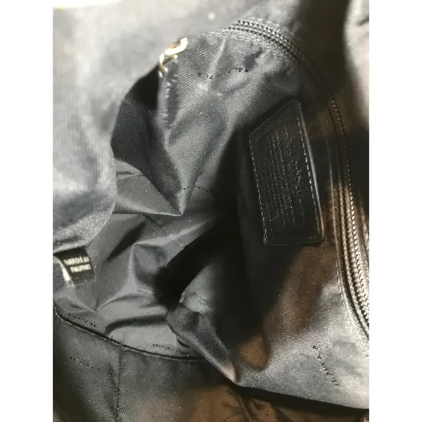 Coach Hobo Shoulder Bag in Black Pebbled Leather  EUC - Image 7