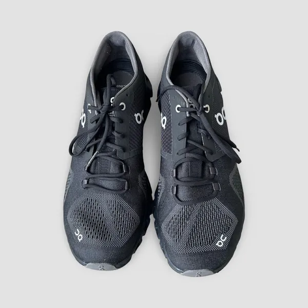 On Cloud X Women’s 11 Black Asphalt Training Running Shoes Sneakers Athletic - Image 4