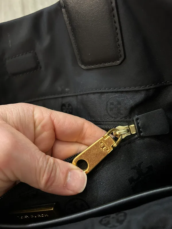 Small Tote - Image 9