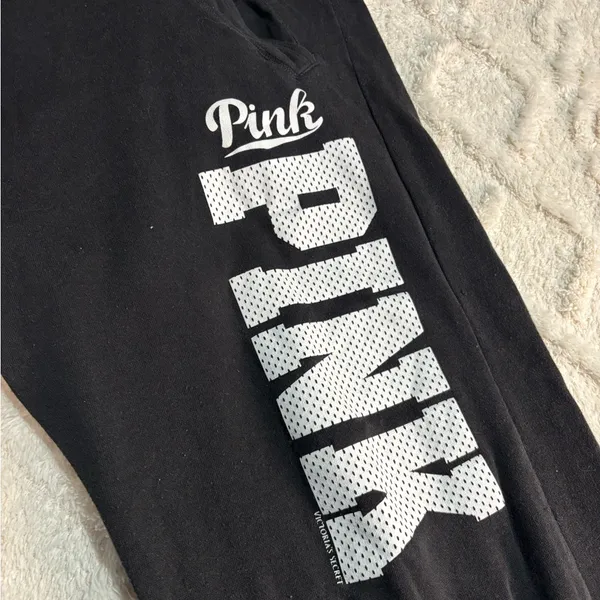 Vs pink sweatpants small - Image 4