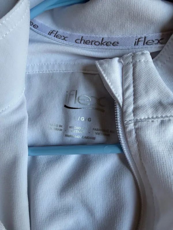 Cherokee scrub jacket white - Image 3