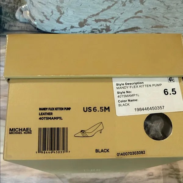 NWT Michael Kors Mandy Flex Kitten Pumps - Image 13