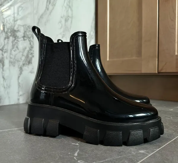 Platform Boots Black Size 8 - Image 7