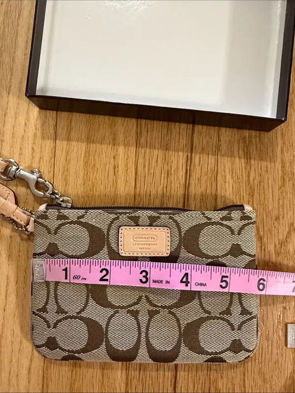 BNIP Vintage Coach 2002 Signature C Wristlet - Image 7