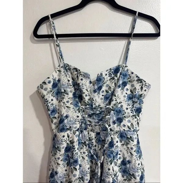 Altar'd State Floral Romper NWOT - Image 2