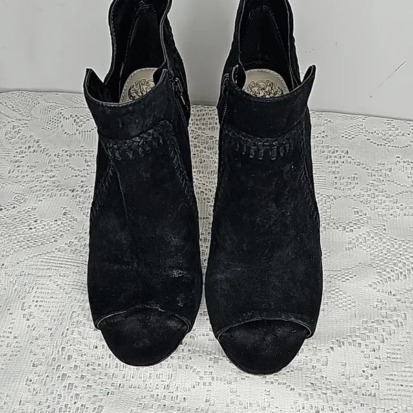 Vince Camuto Abesta leather peep toe heeled ankle bootie boots sz 8 - Image 3