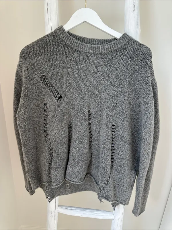 RD Style Gray Distressed Crewneck Sweater Size Large - Image 2