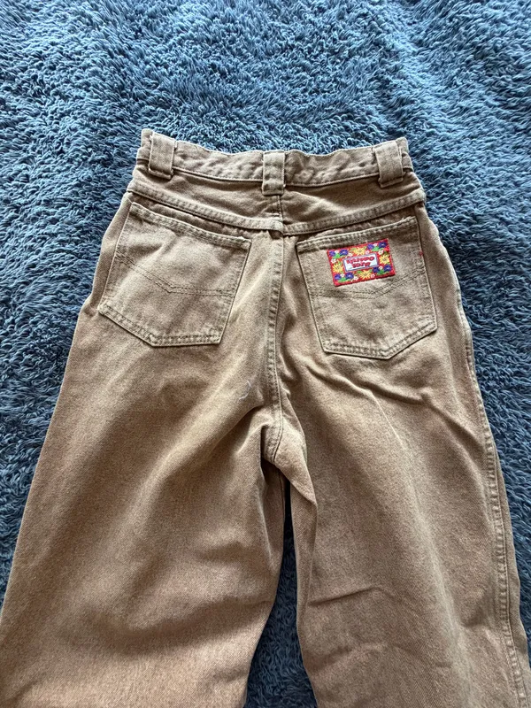Vintage barrel leg tan jeans - Image 3
