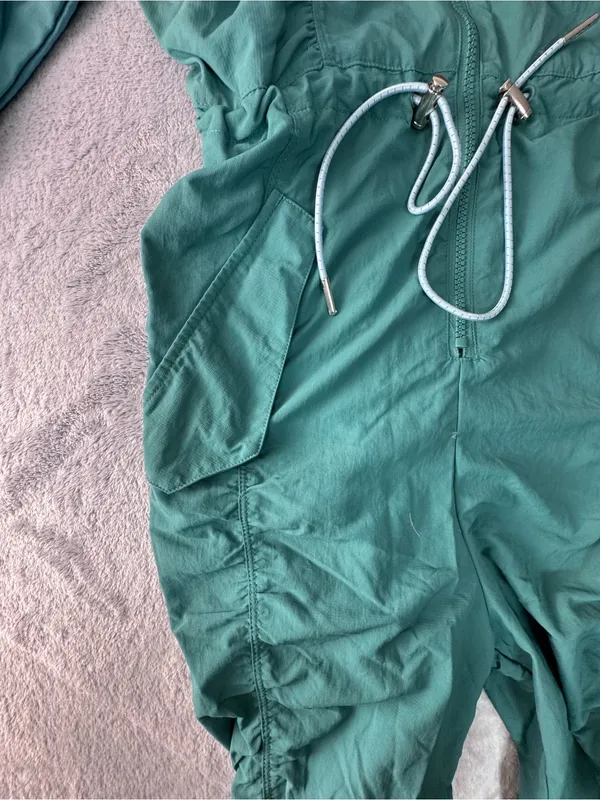 Fabletics x Madelaine Petsch McKenzie Woven Ruched Jumpsuit - Teal xs - Image 8