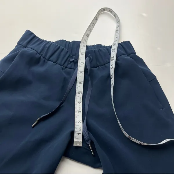 Lululemon On The Fly Crop Pants Womens‎ Size 2 Navy Blue 23" Inseam Athleisure - Image 9