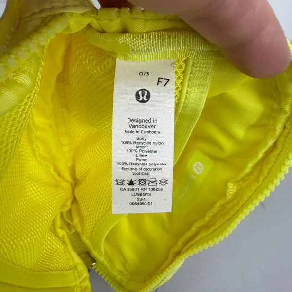 Lululemon Everywhere‎ Belt Bag Neon Yellow Lime Green Waist Pack LU9BG1S - Image 5
