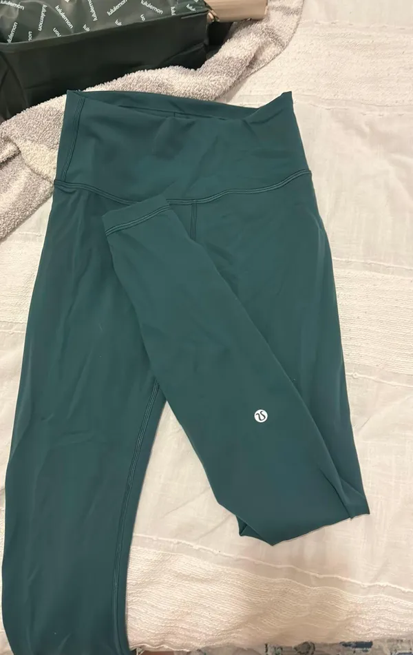 Lululemon Wunder Under Leggings - Image 2