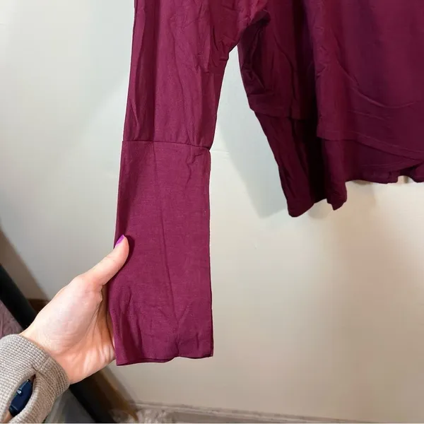Piko Women’s Maroon Carolina Gamecocks Bamboo Long Sleeve Top Medium NWT‎ - Image 6