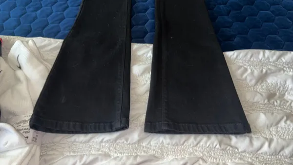 low rase boot cut jeans Black Size 6 - Image 3