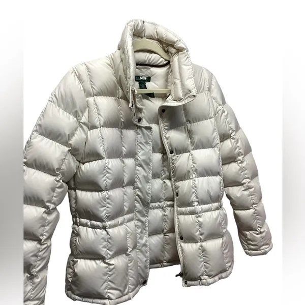 Lauren Ralph Lauren down puffer jacket Off white. Size Large - Image 9