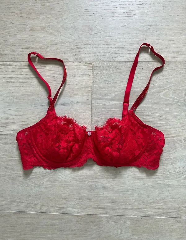 Victoria's Secret Bra - Image 2