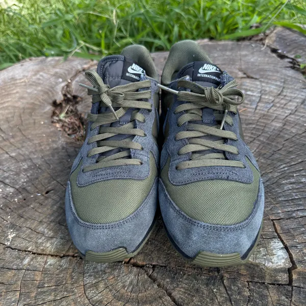 Nike Internationalist Olive Green & Grey mens Sneakers Size 8 - Image 2