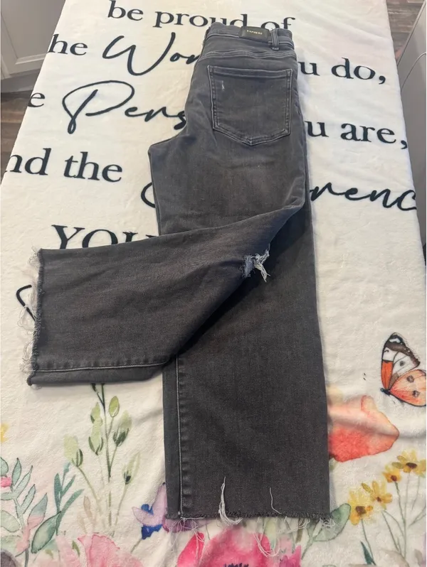 Express Black Cropped High-Waisted Wide-Leg Jeans, Size 10 - Image 5