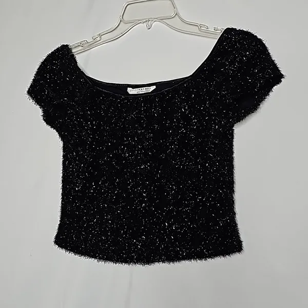 Alexia Admor New York metallic shimmer shaggy fuzzy soft evening top sz Medium - Image 3